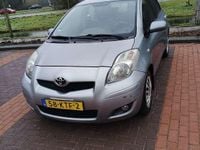 Occasion Toyota Yaris 101 PK (74 kW) 2010 Grijs Hatchback