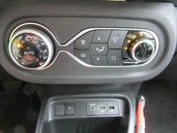 tweedehands Renault Twingo Z.E. R80 Intens Navigatie Airco Parksensoren Camera Stoelverwarming Lichtm.velgen