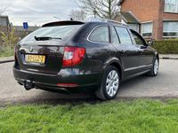 tweedehands Skoda Superb Combi 1.8 TSI * Navi * Airco * Xenon * Dealer-Auto