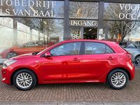 Occasion Kia Rio 101 PK (74 kW) 2017 Rood Hatchback