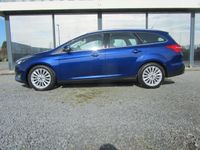 tweedehands Ford Focus Wagon 1.0 Titanium Navigatie Trekhaak Parkeersensoren Airco