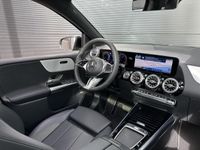 tweedehands Mercedes B180 Luxury Line | Panoramadak | 360° Camera | Sfeerverlichting | Rijassistentiepakket | Stoelverwarming