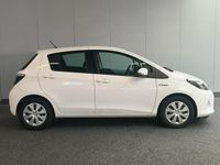 Occasion Toyota Yaris Hybrid 75 PK (55 kW) 2014 Wit Hatchback