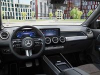 Nieuw Mercedes EQB250+ AMG line 139 kW (190 PK) 2025 Blauw SUV