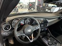 tweedehands Alfa Romeo Giulia 2.0T Super | Veloce interieur | Stuur\stoel verwar