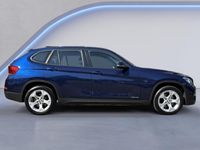 tweedehands BMW X1 sDrive18i Stoelverwarming, Achteruitrijcamera, 17'' Lichtmetalen velgen, USB/AUX, Navigatiesysteem, Bluetooth, Multifunctioneel stuurwiel, Isofix (MET GARANTIE*)