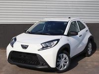 tweedehands Toyota Aygo X 1.0 VVT-i MT play ACTIE Snel leverbaar! Meerdere