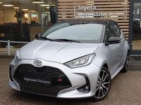 Occasion Toyota Yaris Hybrid Sport 131 PK (96 kW) 2024 Grijs Hatchback