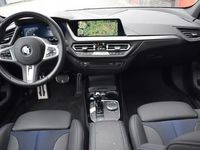 tweedehands BMW 120 1-SERIE i Executive M-sport Panorama, Virtual cockpit, Adaptive cruise, Carplay, Camera, Stuur/stoelverwarming