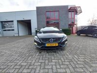 tweedehands Volvo V60 2.0 D4 Momentum, Onderhoudsafspraak: All, Kilometerstand laatste onderhoud: 216.008 km