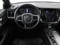 tweedehands Volvo V60 2.0 T4 R-Design | Camera | Trekhaak | Adaptive LED | DAB+ |