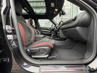 Occasion Mini John Cooper Works Clubman 192 PK (141 kW) 2019 Zwart Stationwagen