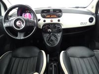 tweedehands Fiat 500 0.9 TwinAir Turbo Lounge Panorama Privacy glas, lederen, lederen stuur, airco radio cd, digitaal display, blue tooth telefoon aansluiting. ASR, ECO instelling