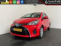 Occasion Toyota Yaris 75 PK (55 kW) 2014 Rood Hatchback