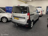 Occasion Dacia Dokker 102 PK (75 kW) 2017 Grijs (metallic) MPV
