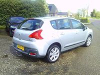 tweedehands Peugeot 3008 1.6 VTi SR