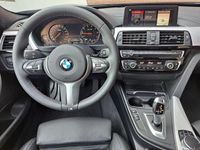 tweedehands BMW 320 320 i M Sport Edition 184PK Navigatie / Apple Car P