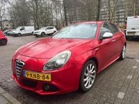 Occasion Alfa Romeo Giulietta Business 170 PK (125 kW) 2013 Rood Hatchback