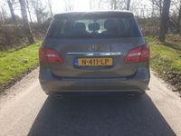 tweedehands Mercedes B180 Ambition automaat / navigatie / stoelverwarming