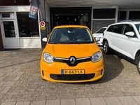 Occasion Renault Twingo Collection 74 PK (54 kW) 2020 Geel Hatchback