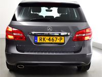 tweedehands Mercedes B180 Ambition Stoelverwarming, Airco, Achteruitrijcamera, Bluetooth telefoon, Parkeer sensoren voor en achter Spiegels automatisch inklapbaar, Getind glas.