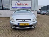 Occasion Peugeot 307 CC 136 PK (100 kW) 2004 Grijs, metallic lak Cabriolet