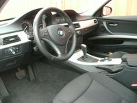 tweedehands BMW 318 318 Touring i High Executive Automaat / Airco / Nav