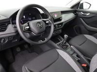 Nieuw Skoda Scala Essence 95 PK (69 kW) 2025 Grijs Hatchback