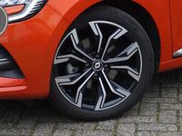 Occasion Renault Clio V Techno 143 PK (105 kW) 2023 Oranje Hatchback