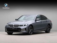 Nieuw BMW 330e Shadowline 292 PK (214 kW) 2025 Grijs Sedan