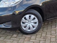 tweedehands Toyota Yaris 1.0 VVT-i Now | parkeersensor achter | Airco |