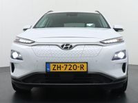 tweedehands Hyundai Kona EV Premium 64 kWh ORG. NL. NAP KM. | LEDER | HEAD