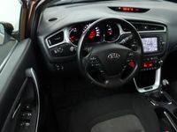 tweedehands Kia Ceed 1.6 GDI First Edition | ACHTERUITRIJCAMERA | NAVIGATIE | CLIMATE CONTROL | CRUISE CONTROL |