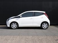 Occasion Toyota Aygo X-play 72 PK (52 kW) 2021 Wit Hatchback
