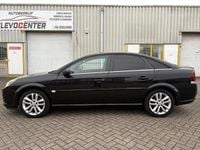 Occasion Opel Vectra GTS Executive 140 PK (102 kW) 2008 Zwart (metallic) Hatchback