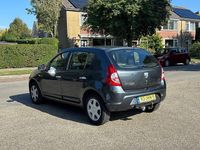 Occasion Dacia Sandero Lauréate 75 PK (55 kW) 2009 Grijs Hatchback