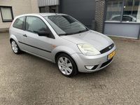 Occasion Ford Fiesta Futura 69 PK (50 kW) 2004 Grijs Hatchback