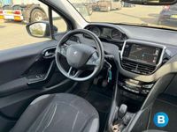 tweedehands Peugeot 208 1.2 VTi Envy | Navi | Airco | Cruise | NAP