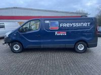 tweedehands Renault Trafic 2.0 dCi L2H1