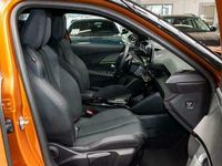 tweedehands Peugeot 2008 1.2 PureTech GT Pack NIEUW - LEDER / NAVI / BLIS