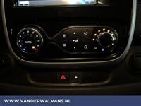 tweedehands Renault Trafic 1.6 dCi 126pk L1H1 Euro6 Airco | Trekhaak | Navigatie Cruisecontrol, Camera, Parkeersensoren, Bluetooth-telefoonvoorbereiding