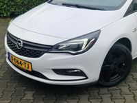 tweedehands Opel Astra 1.0 Selection / Stuur en stoelverwarming / Cruise control / Bluetooth / Lichtmetalen velgen
