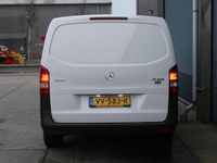 tweedehands Mercedes Vito 111 CDI Functional Extra Lang DC Comfort AIRCO / NAVI / CAMERA / 3 ZITS / L3H1