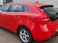 Occasion Volvo V40 Summum 114 PK (83 kW) 2014 Rood Stationwagen