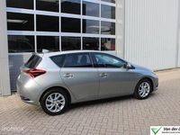 Occasion Toyota Auris Hybrid Trend 136 PK (100 kW) 2017 Grijs Hatchback