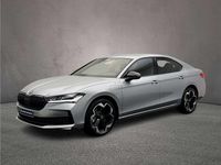 Nieuw Skoda Superb Business Line 204 PK (150 kW) 2025 Pebble silver Hatchback