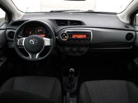tweedehands Toyota Yaris 1.3 VVT-i Now | Parkeersensoren achter | Airco | Radio CD-speler | Elek.ramen voor