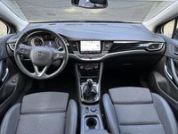 tweedehands Opel Astra Sports Tourer 1.4 Innovation / Trekhaak / Cruise Control Adaptief / Camera / Navigatie / Climate Control / Keyless Entry&Go / Dodehoek herkenning / Bluetooth / DAB