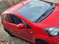 Occasion Toyota Aygo 68 PK (50 kW) 2009 Rood Hatchback