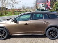 tweedehands Volvo V60 CC Momentum